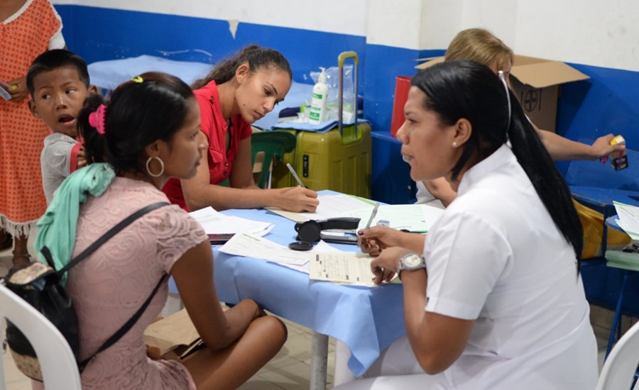 Unisimón participó en brigada de salud a venezolanos del barrio “Villa Caracas”