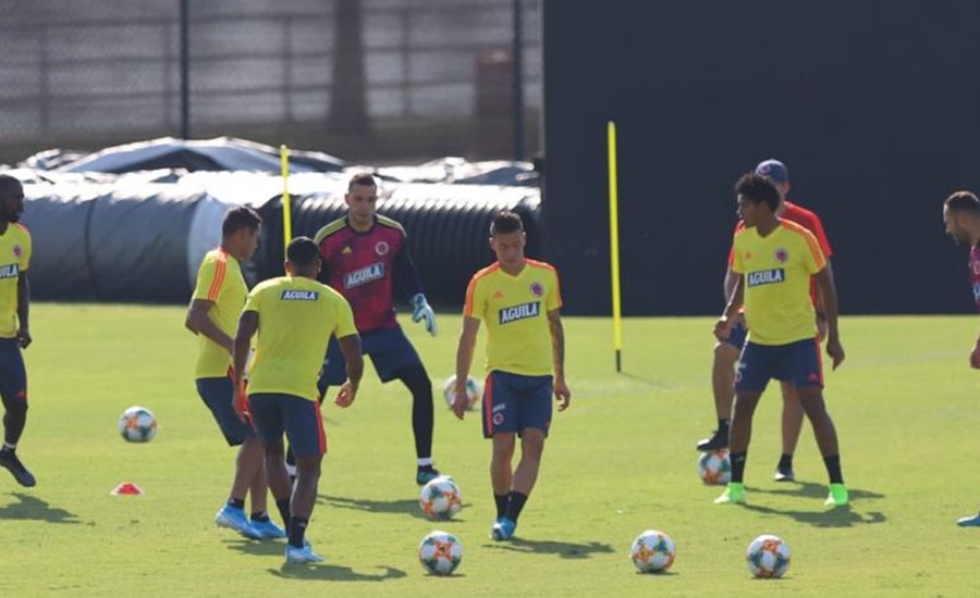 Selección Colombia entrenó con el grupo completo