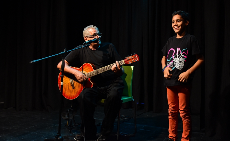 Padre e hijo demostrarán su talento y la alegría que despiertan sus historias cantadas y contadas