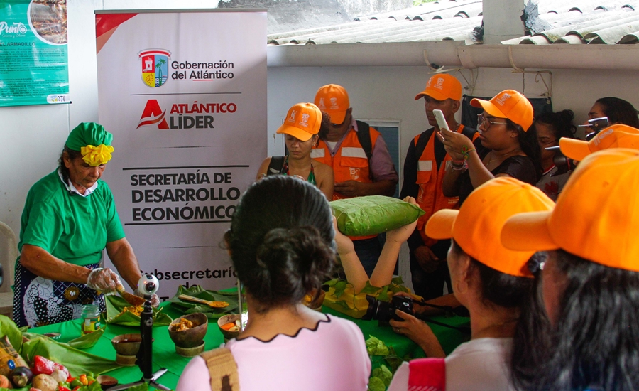 Gobernación y Uniatlántico forman en Economía Naranja y Turismo a 40 actores del sector