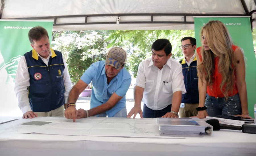 Alcalde Char presenta al Gobierno Nacional solución al arroyo de la calle 85
