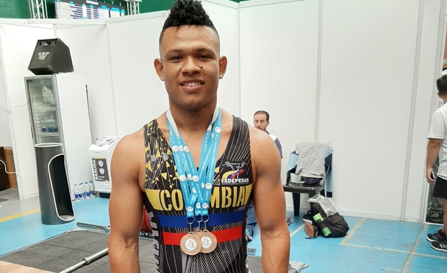 Misael Ramírez ganó tres medallas de oro en Suramericano de levantamiento de pesas