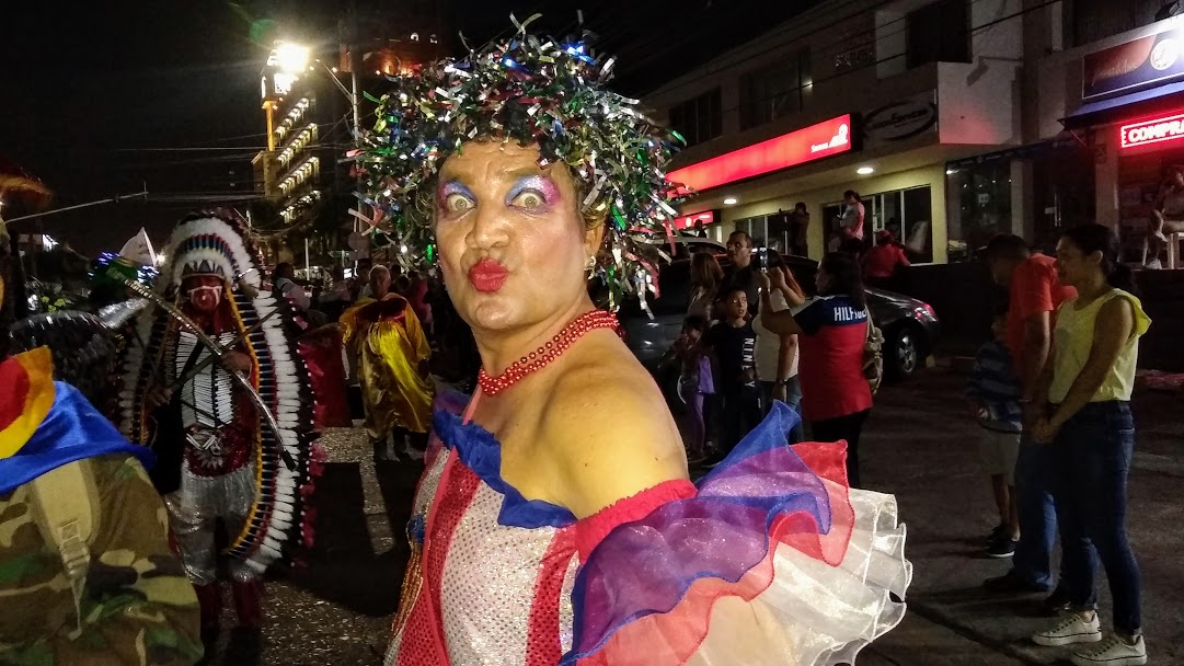 Tradición y orden, primaron en el desfile de Faroles y Tambores