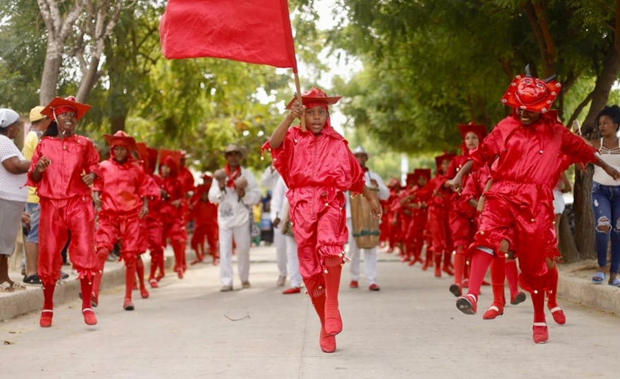 Las expresiones del sur danzaron en el Carnaval de Campo de la Cruz