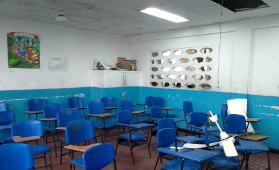 Siete docentes de la Institución Villa Estadio fueron trasladados
