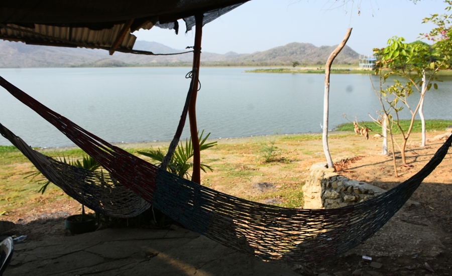 Elsa Noguera proyecta construcción de centro náutico en Laguna de Luruaco