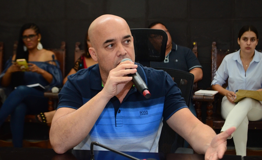 Asamblea retrotrae, a segundo debate, proyecto para construir plazas y parques