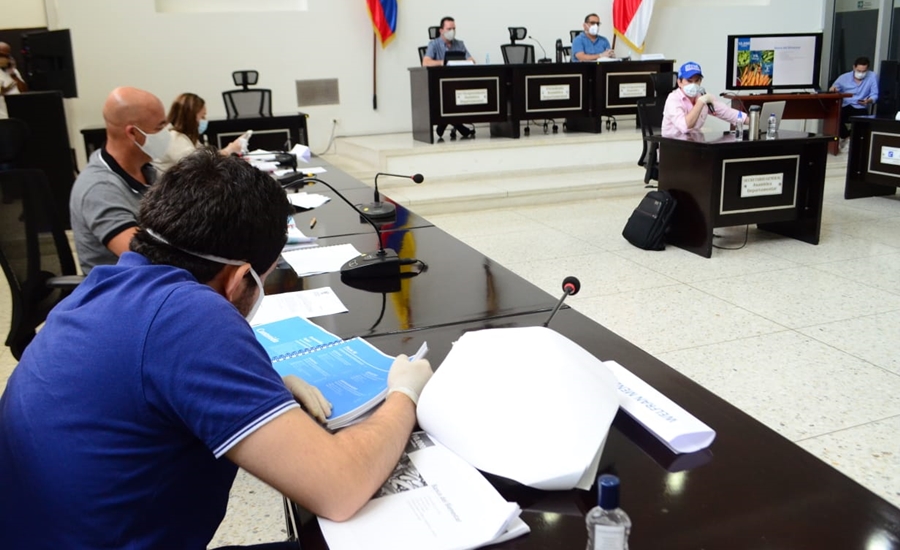 Plan de Desarrollo: Diputados revisaron proyectos de agua potable, infraestructura y desarrollo económico