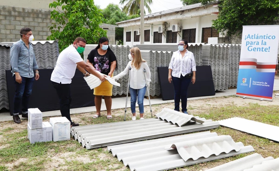 En Santo Tomás, Gobernadora realiza segunda jornada de entrega de ayudas a familias afectadas por vendaval