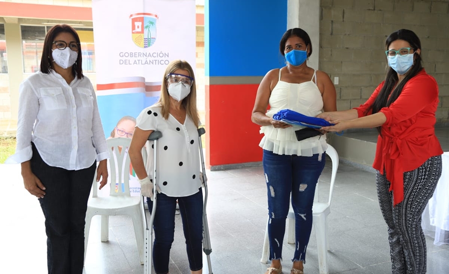 Gobernación beneficia a más de 107 mil estudiantes con entregas de textos escolares