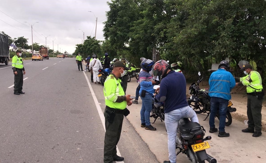 Dispuestos 7 mil policías en vías del país para el Puente de Reyes