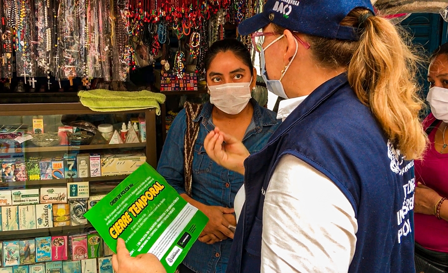 Distrito acompaña en reapertura responsable a vendedores del Centro en sector de peatonalización