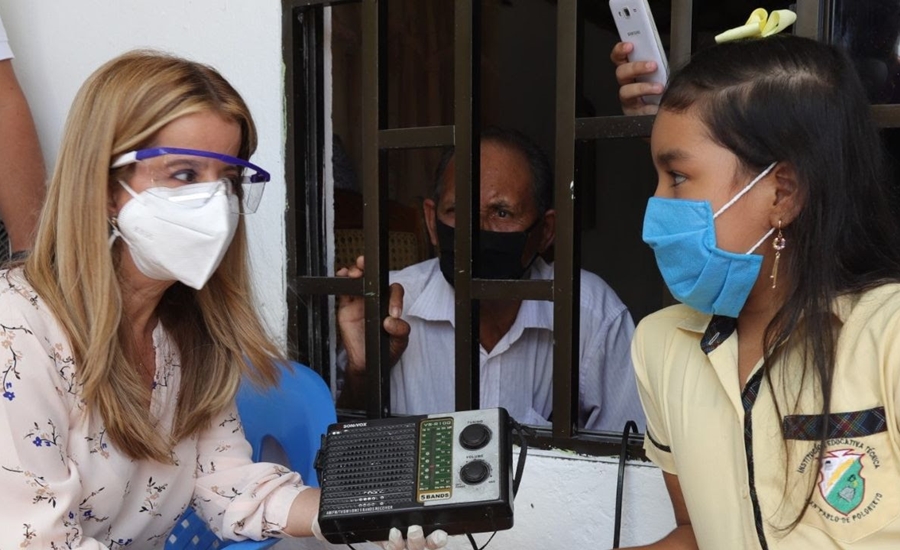 ”Con nuevos contenidos fortalecemos programa ‘Escuela en Casa Radial” Elsa Noguera