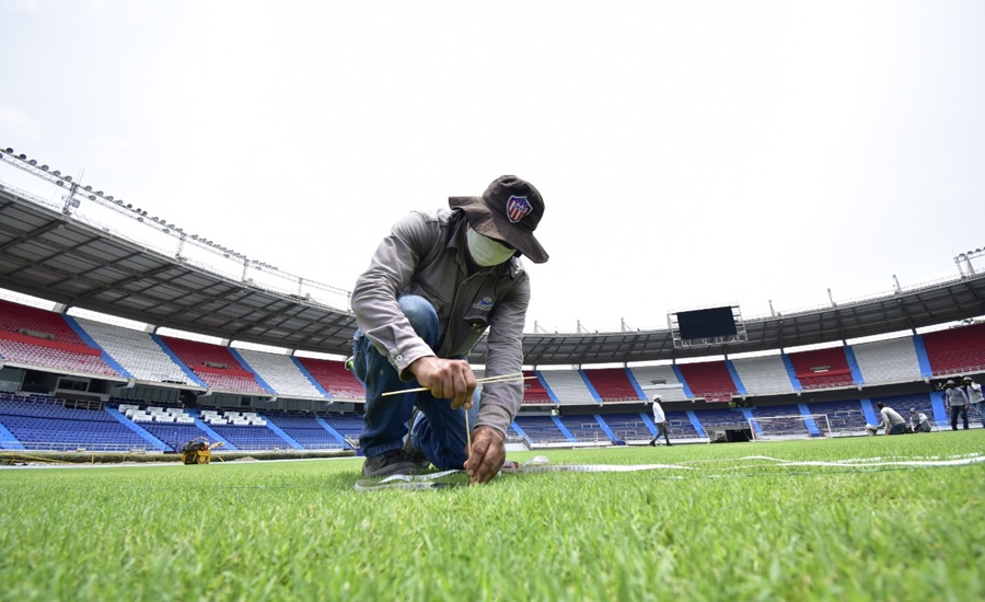 Con grama y obras de infraestructura el Metropolitano recibirá a la Selección Colombia
