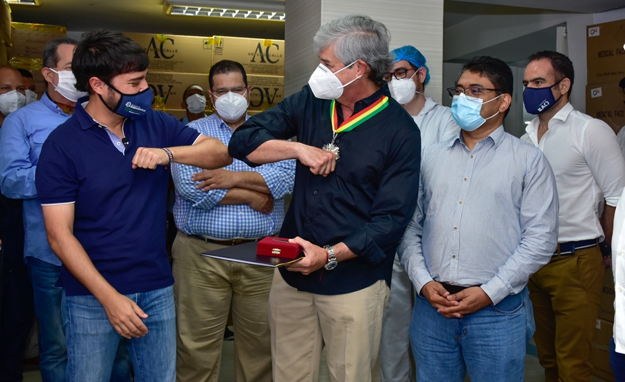 Alcalde Jaime Pumarejo exaltó compromiso del embajador Jaime Amín en la lucha del Distrito contra el COVID-19