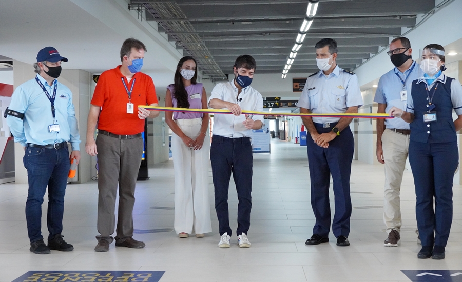 Alcalde Jaime Pumarejo le dio la bienvenida a nuevo vuelo Medellín- Barranquilla