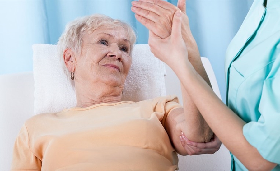 Mayores de 50 años, no esperen un accidente para saber si tienen osteoporosis