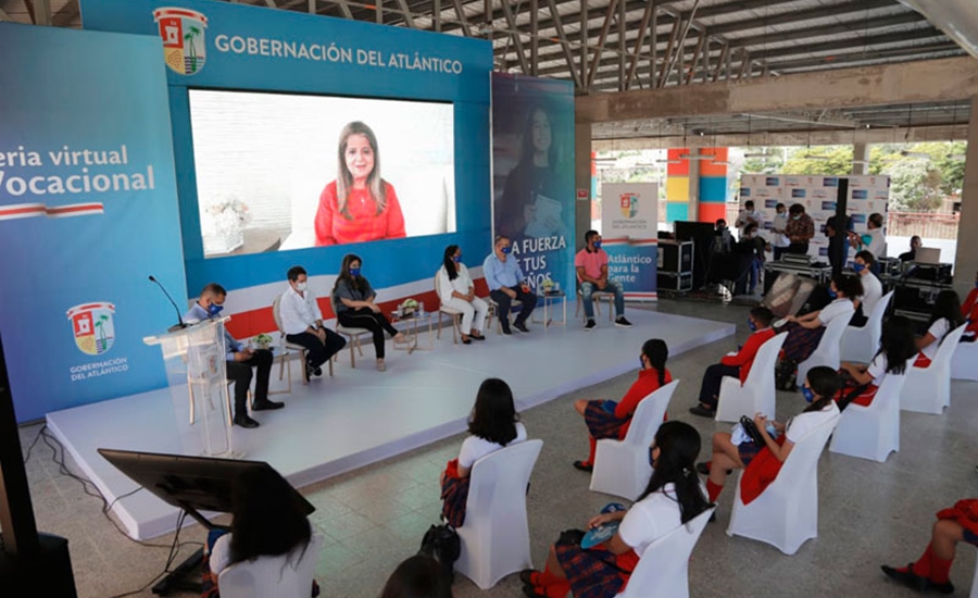 Primera feria virtual vocacional recibió a más de 13 mil estudiante