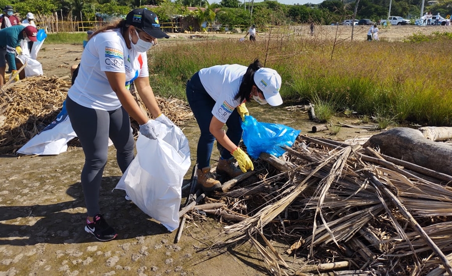 C.R.A recogió 3.5 toneladas de residuos sólidos en playas, con estrategia “Plogging”