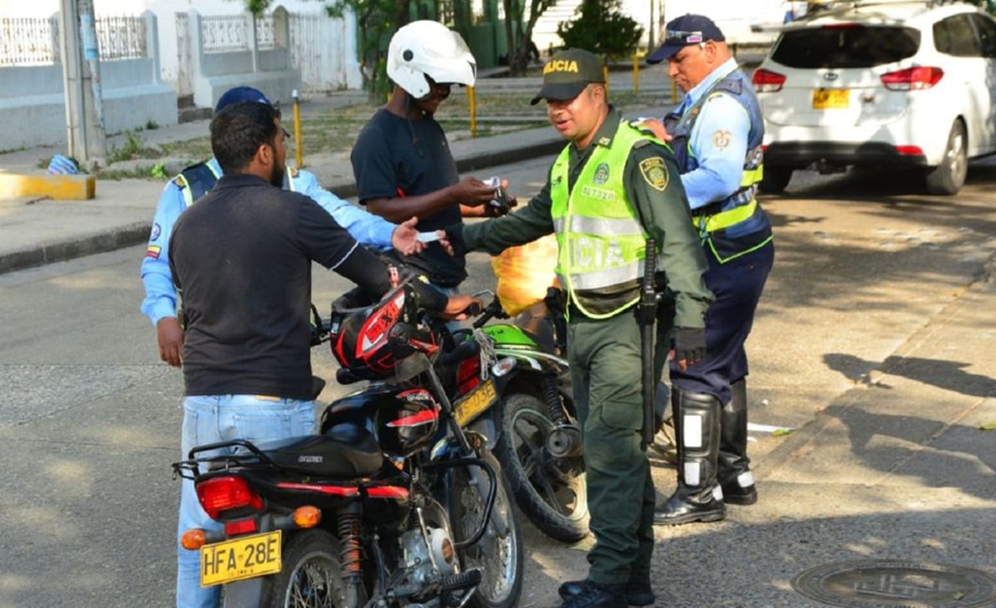 Cartagena retoma prohibición de parrillero hombre en 8 barrios del Distrito