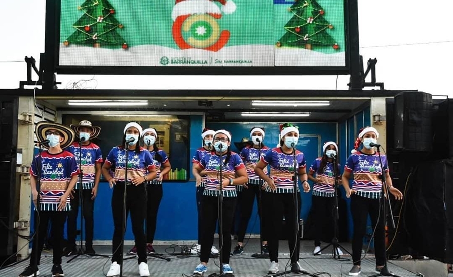 La Navimóvil y la Cinemóvil ya ruedan por Barranquilla para alegrar la época decembrina