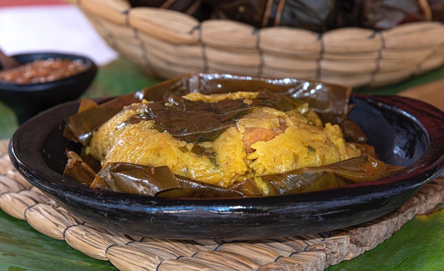 Matronas de ‘Sazón Atlántico’ vendieron mil pasteles durante la celebración de velitas