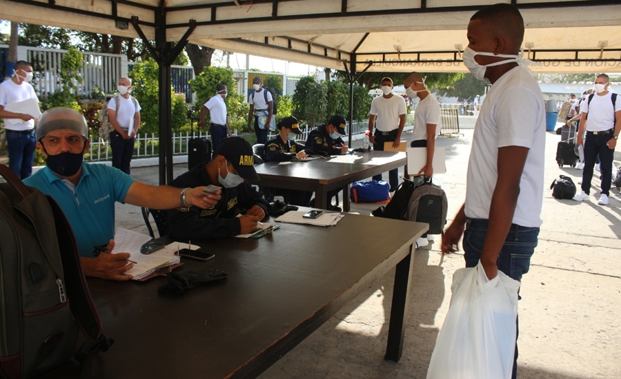 81 jóvenes ingresan a la Escuela Naval de Suboficiales para formarse como Marinos de la Armada de Colombia