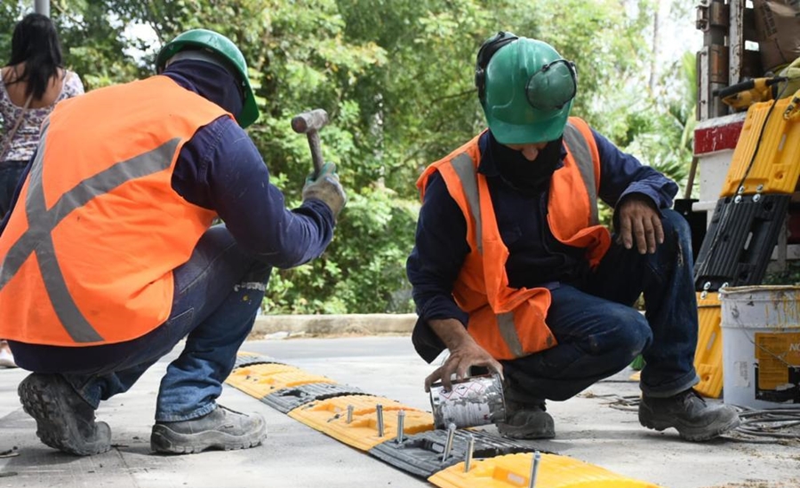 Tránsito Departamental continúa renovando la señalización vial en los municipios del Atlántico