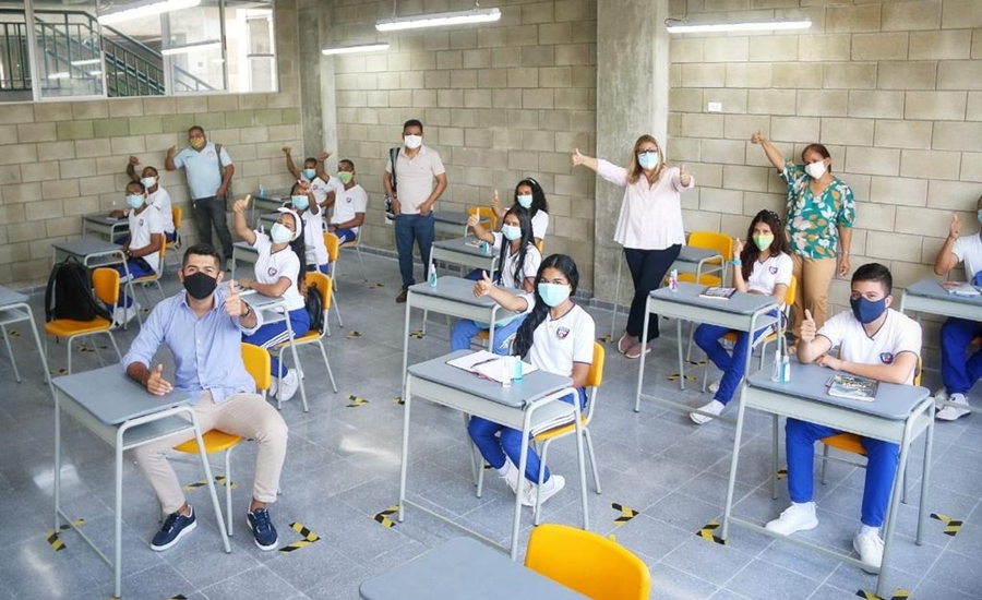 Barranquilla comienza alternancia en dos instituciones educativas oficiales