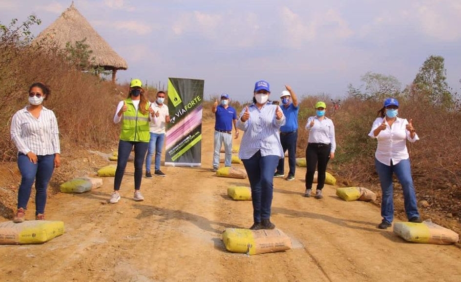 Gobernación del Atlántico recibe donación de mil toneladas de cemento para el mejoramiento de vía terciaria en Repelón