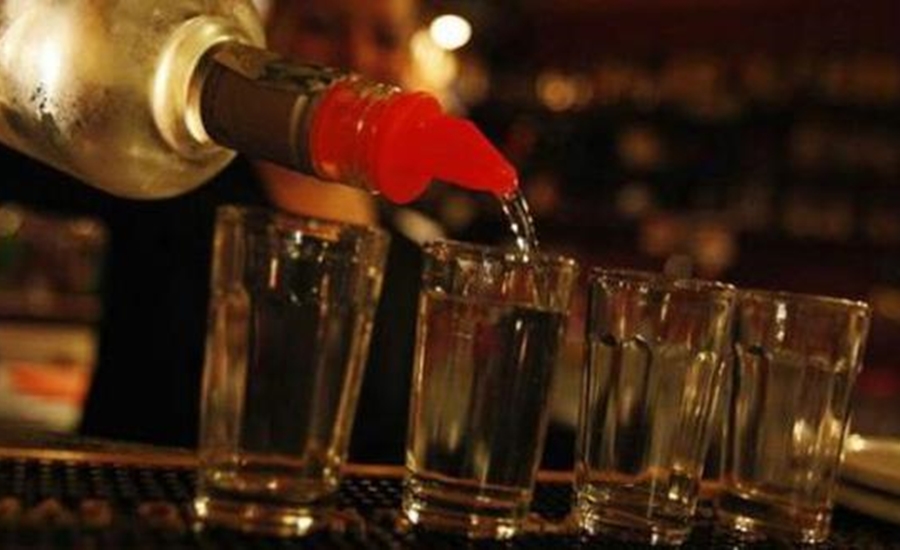 Acuerdan medidas para consumo responsable de licor en bares