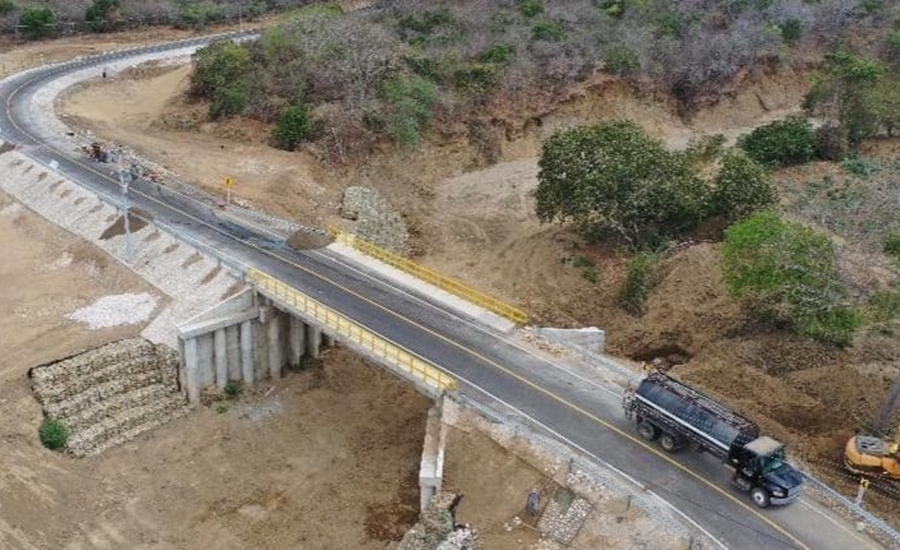 Avanzan a toda marcha las obras de mejoramiento de la red vial del Atlántico