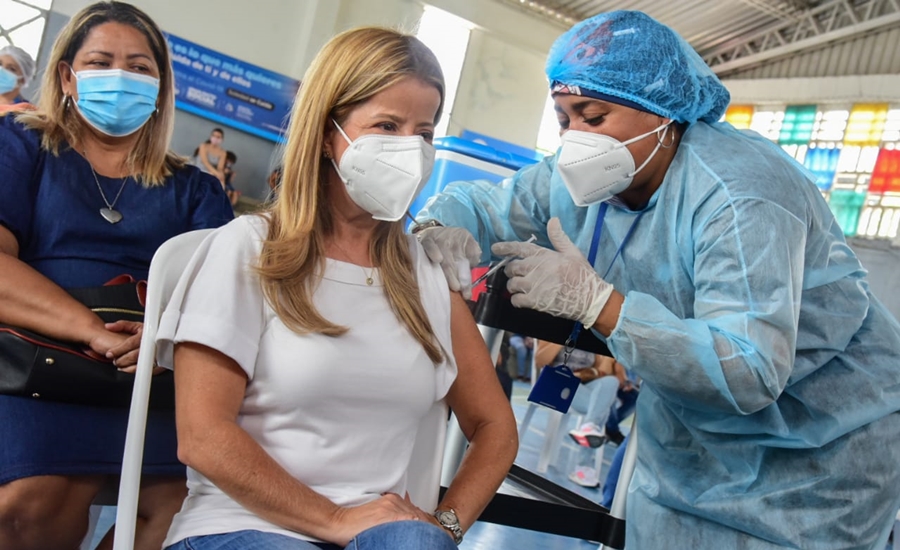 «En el Atlántico iniciamos la vacunación de más de 9.200 docentes contra la Covid-19»: Elsa Noguera