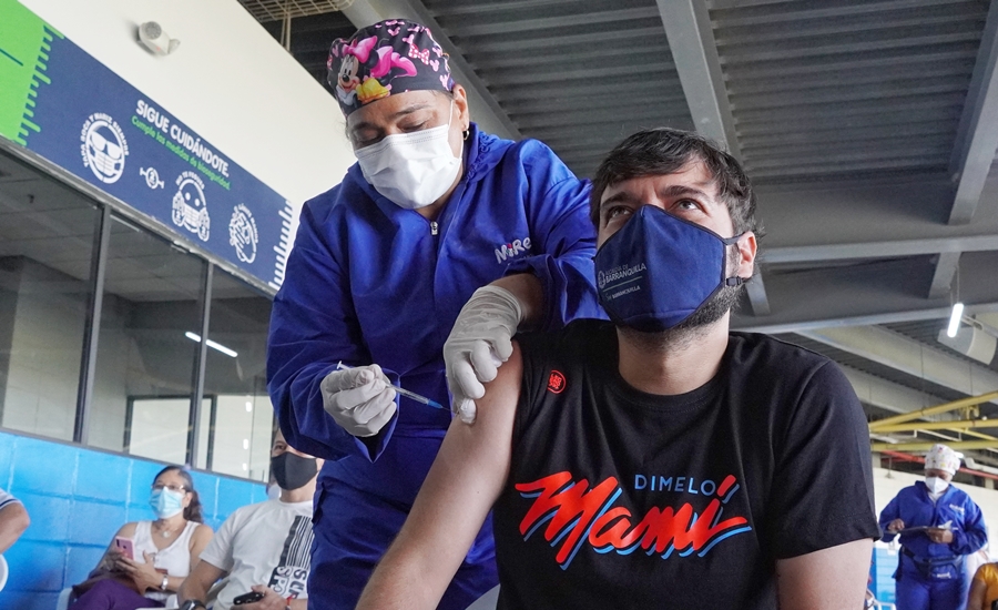 “Con la vacuna y el tapabocas vamos a acabar con este virus”: alcalde Pumarejo