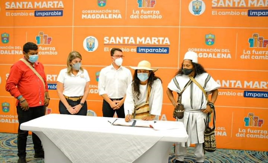 Gobernador Caicedo, Alcaldesa y autoridades indígenas logran acuerdo para ejecutar 52 proyectos en beneficio de pueblos ancestrales y solucionar desabastecimiento de agua en Santa Marta