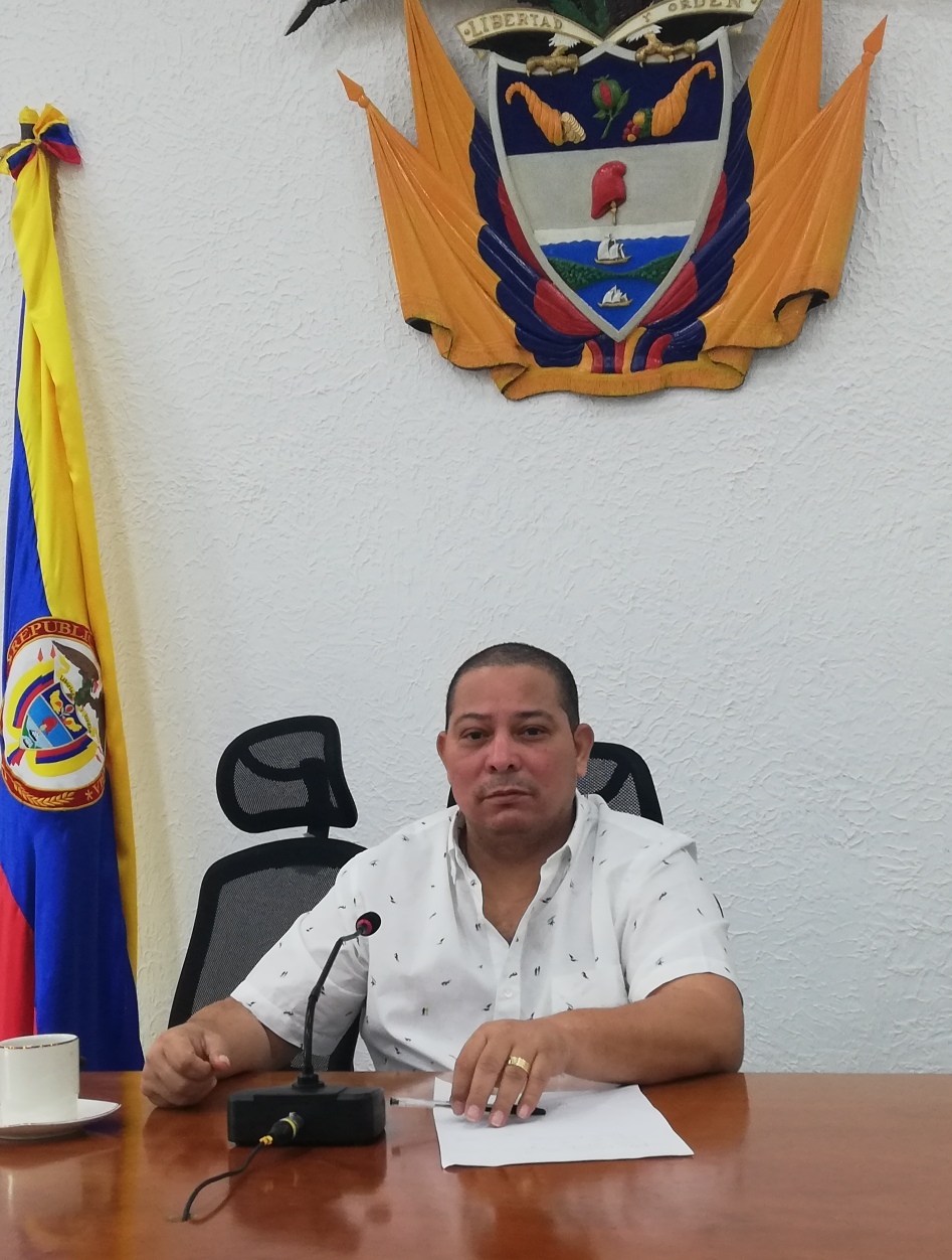Concejal Ospino Acuña hace un llamado para buscar salida concertada a crisis de Transmetro