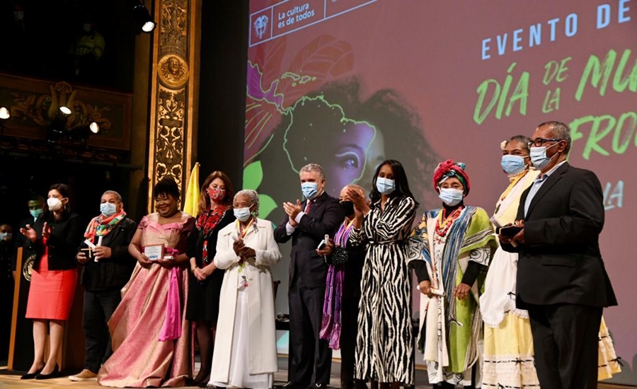 Por su legado cultural, mujeres afrodescendientes fueron condecoradas por el Gobierno Nacional