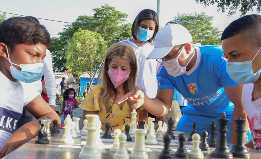Gobernadora del Atlántico entregó en La Puntica, Luruaco, la primera obra terminada de ‘Parques para la Gente’