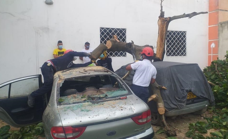 Alcaldía y organismos de socorro atienden emergencia en Soledad