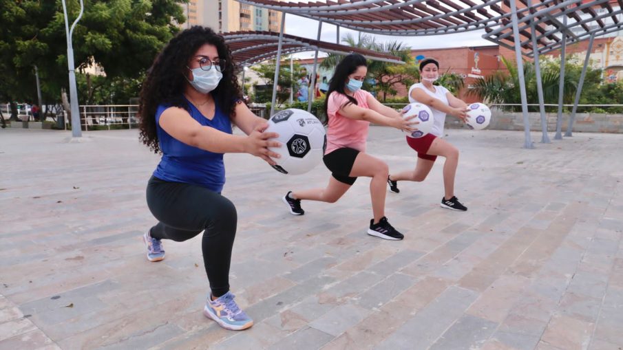 En la Semana de la Juventud, la Plaza de la Paz se contagió de Fütness de la mano de Indeportes Atlántico