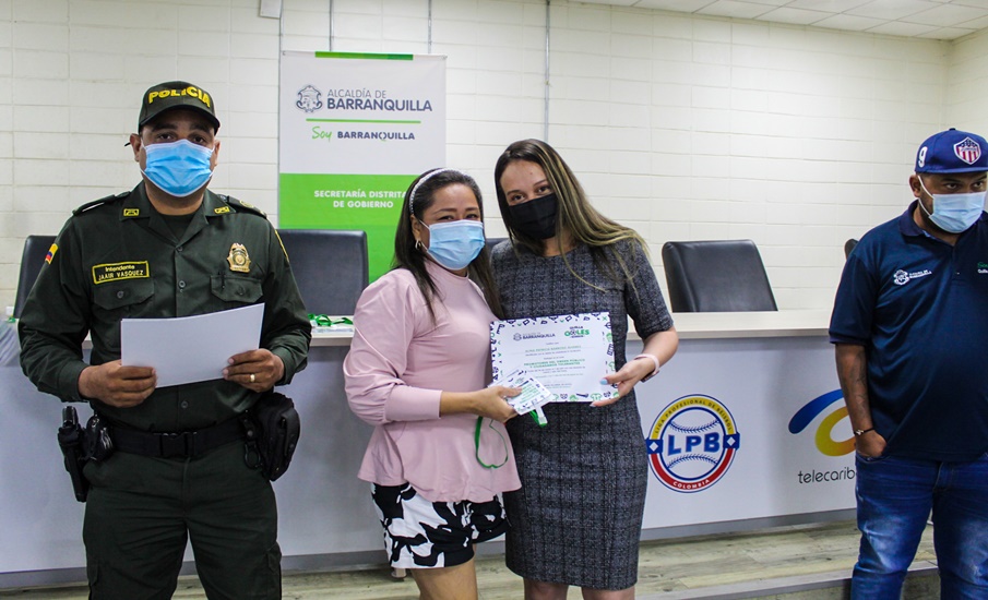 Distrito de Barranquilla certificó a barristas como Promotores del Orden Público y Ciudadanos Tolerantes