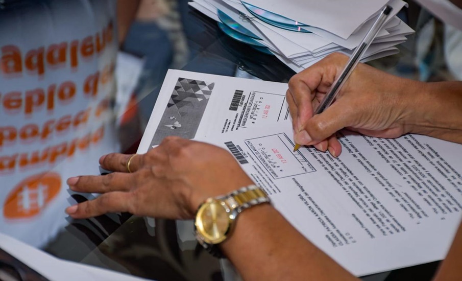 Alivios tributarios para contribuyentes, operaciones presupuestales y enajenación de bienes, los 3 últimos proyectos presentados por Caicedo