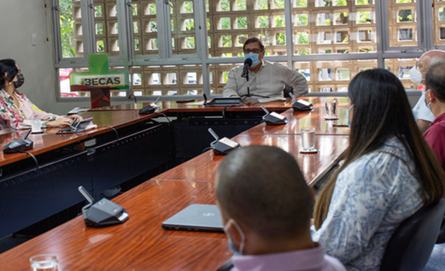 307 bachilleres se suman a la comunidad de becarios Uninorte