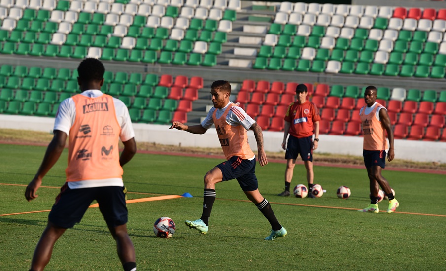 Selección Colombia entrenó con todos los convocados