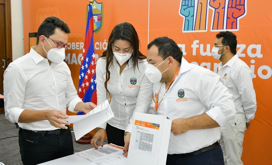 Gobernador Caicedo denuncia a exgerentes del Hospital de Ciénaga, nombrados por los Cotes, por saqueo de $10 mil millones de la salud