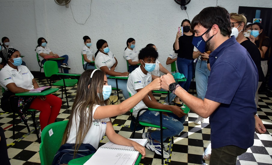 Con 1.100 becas de ‘Universidad al Barrio’, Barranquilla le sigue apostando a la educación superior