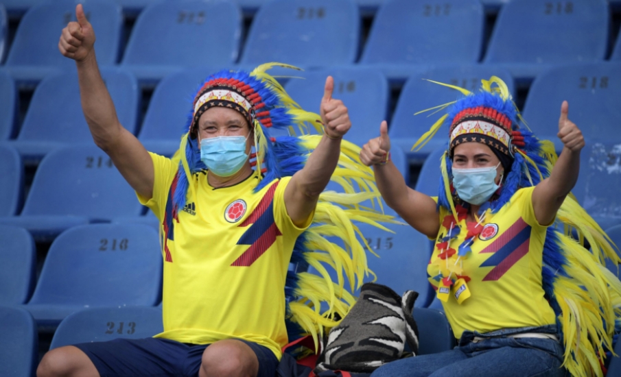 Con estrictas medidas de bioseguridad, Barranquilla se pone la camiseta de Colombia en su encuentro con Perú 