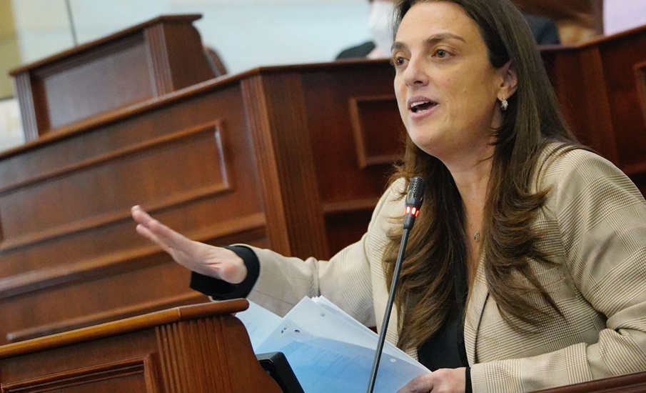 Ante la Cámara, la ministra Abudinen desmontó los mitos del caso Centros Poblados