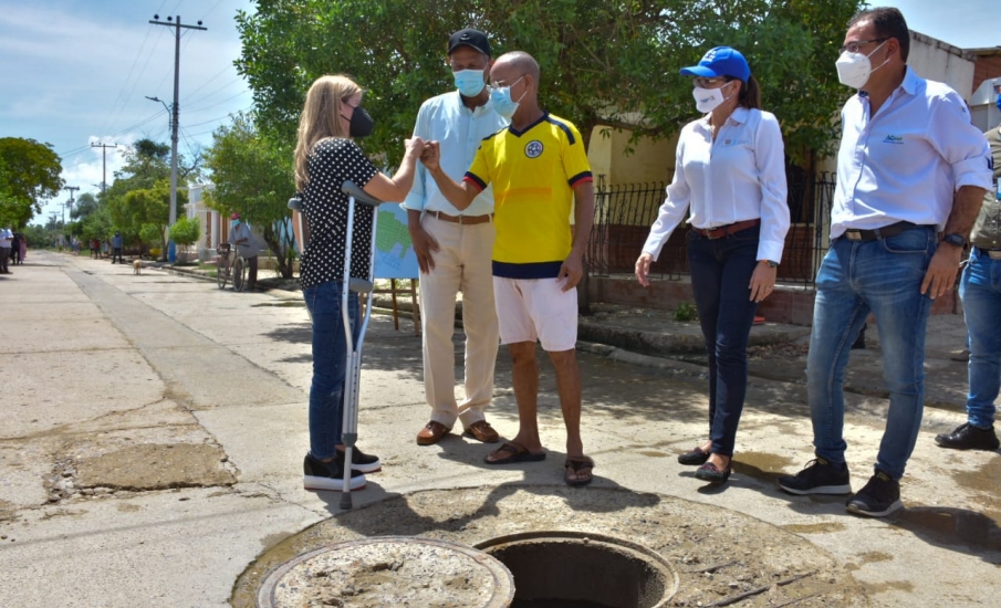 ”Mejoramos la calidad de vida de 22 mil repeloneros gracias al nuevo alcantarillado” Elsa Noguera