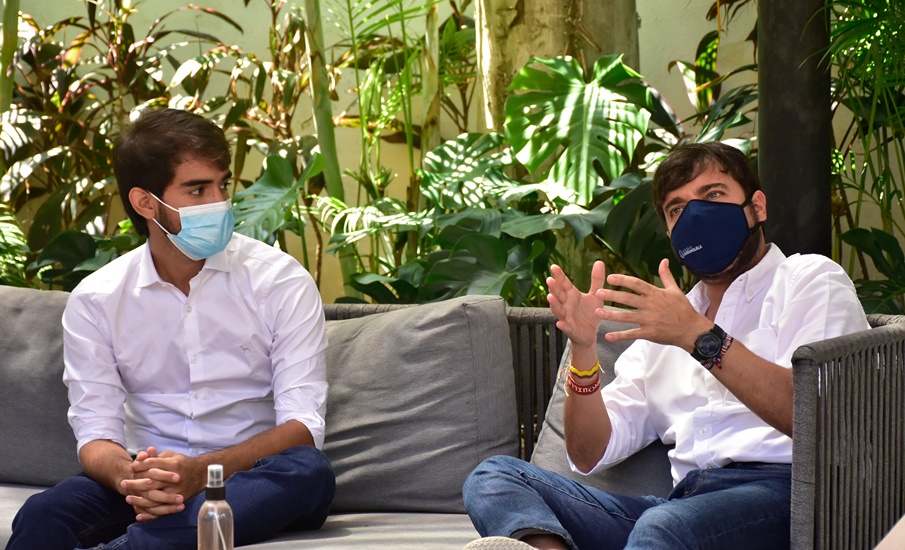 “Les presento al mejor profesional del país, es barranquillero y sueña con trabajar por energías renovables de la ciudad”: Pumarejo